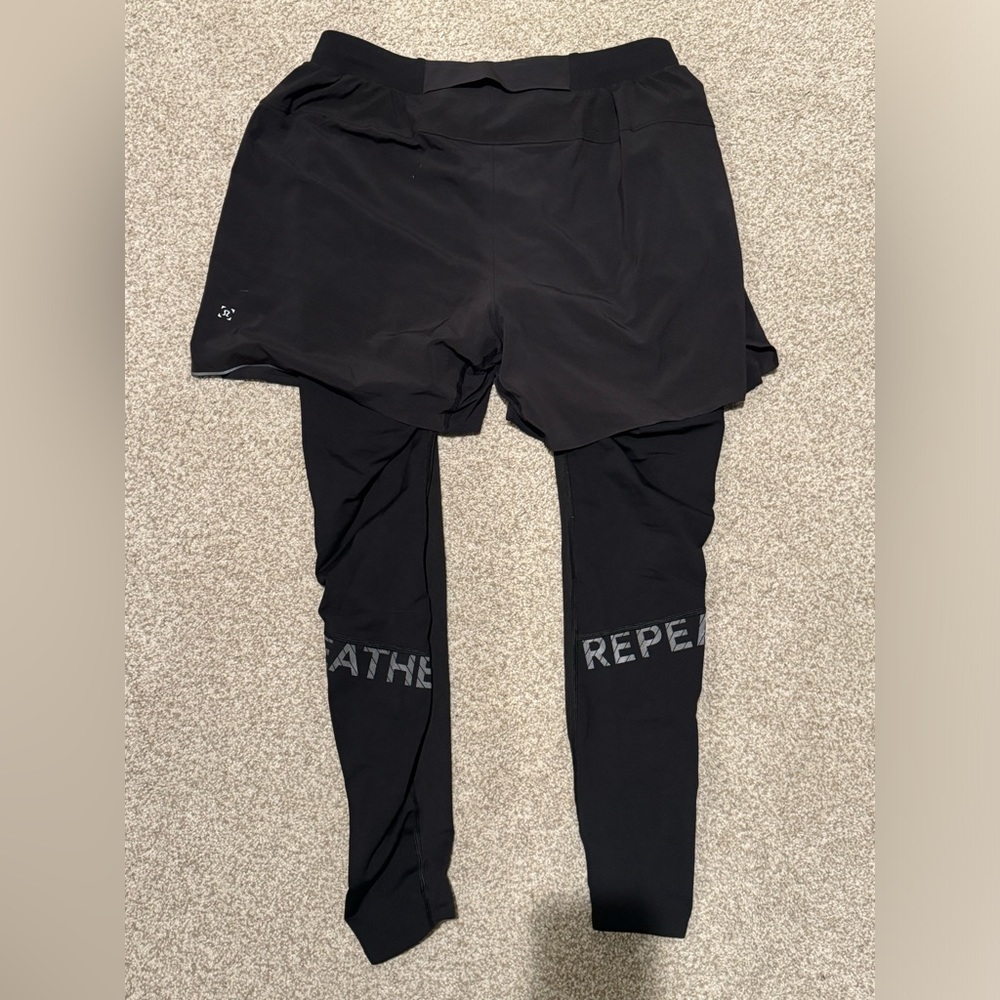 Lululemon men’s running Surge shorts with tights brushed size Large